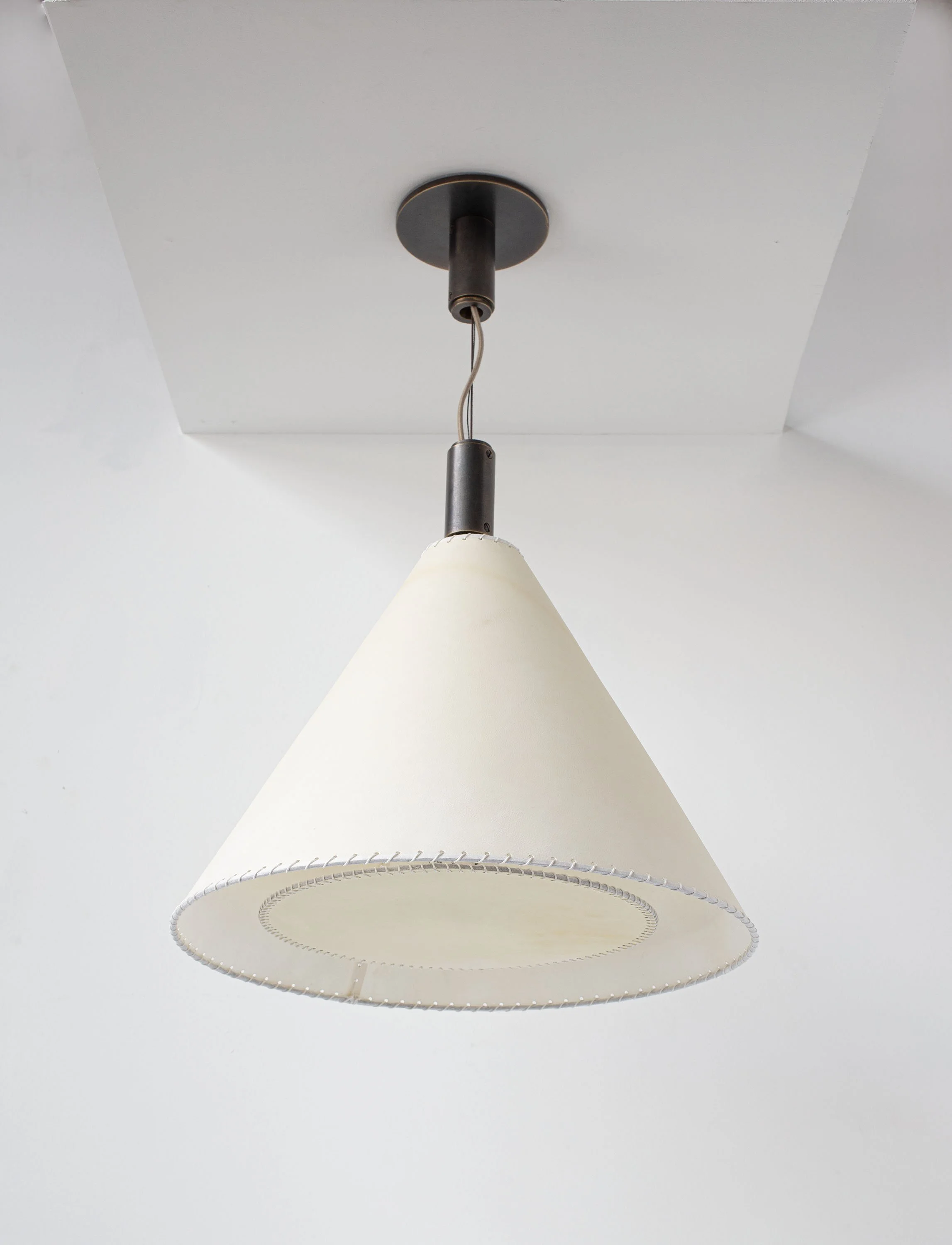 マ*ド様 希少　アンティーク　スワロフスキー　ボヘミアングラス　オーケストラ　置 SERIES 02 LARGE PENDANT - MATTE BLACKENED BRASS - GOATSKIN